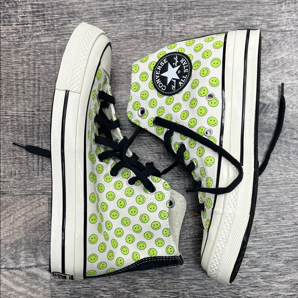 Converse Kids High-Tops - White and Green Smiley